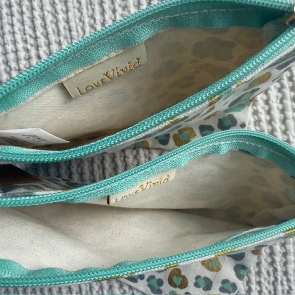 Love‎ Vivid NWT Cosmetics Canvas Bags Leopard Print Aqua Grey Cream